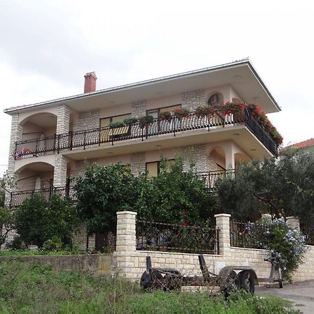 Apartment Bareta Trogir Exterior foto